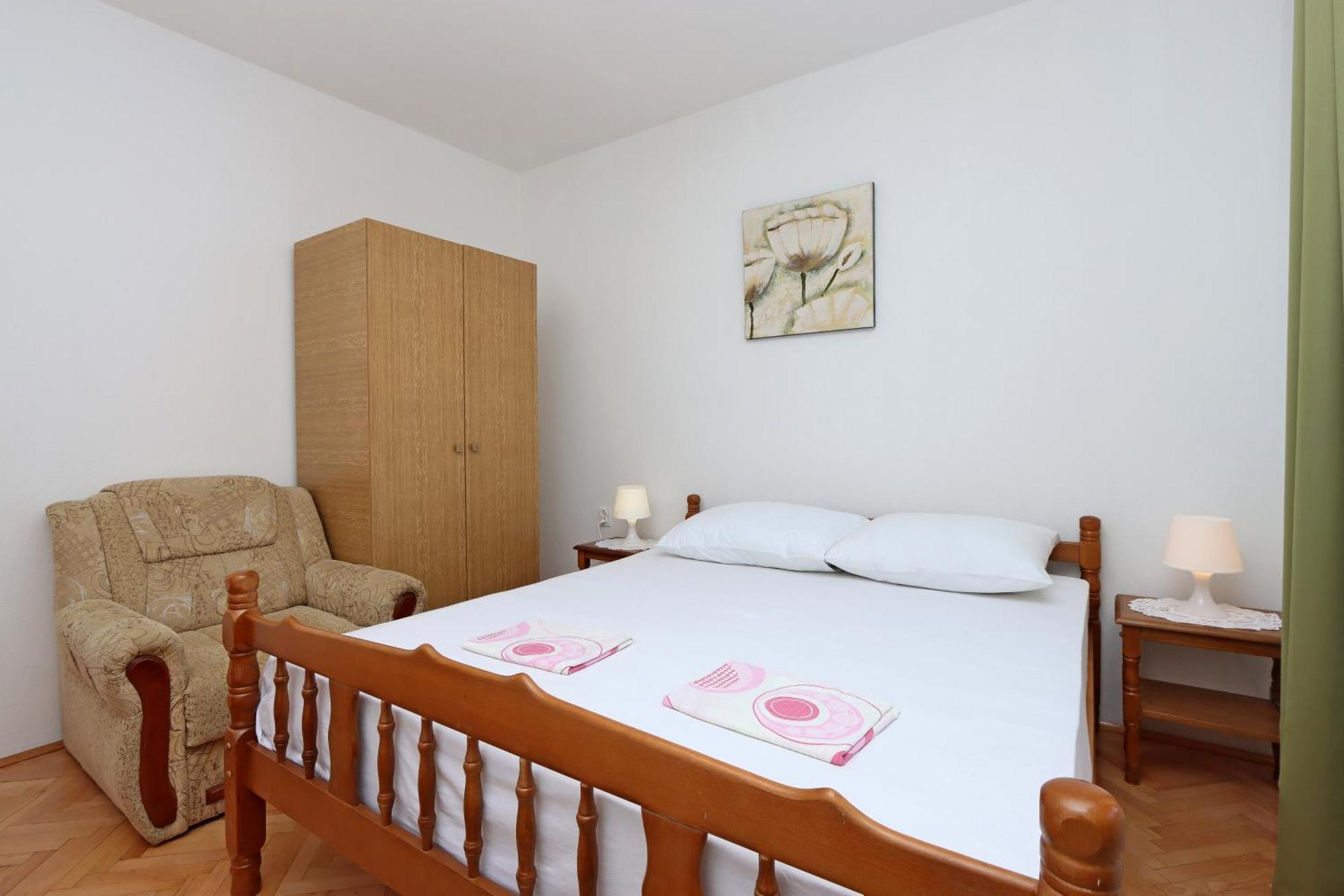 Apartments With A Parking Space Senj - 5571 Номер фото