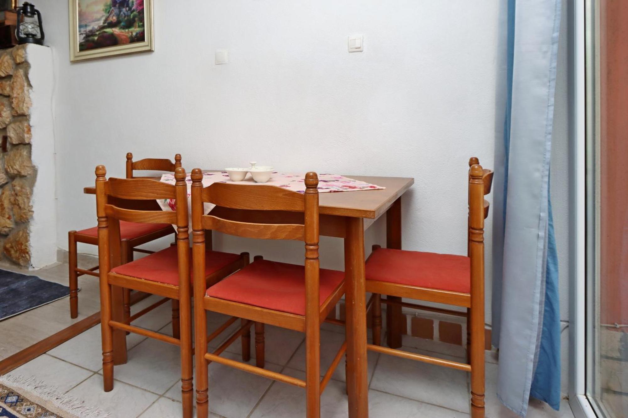 Apartments With A Parking Space Senj - 5571 Номер фото