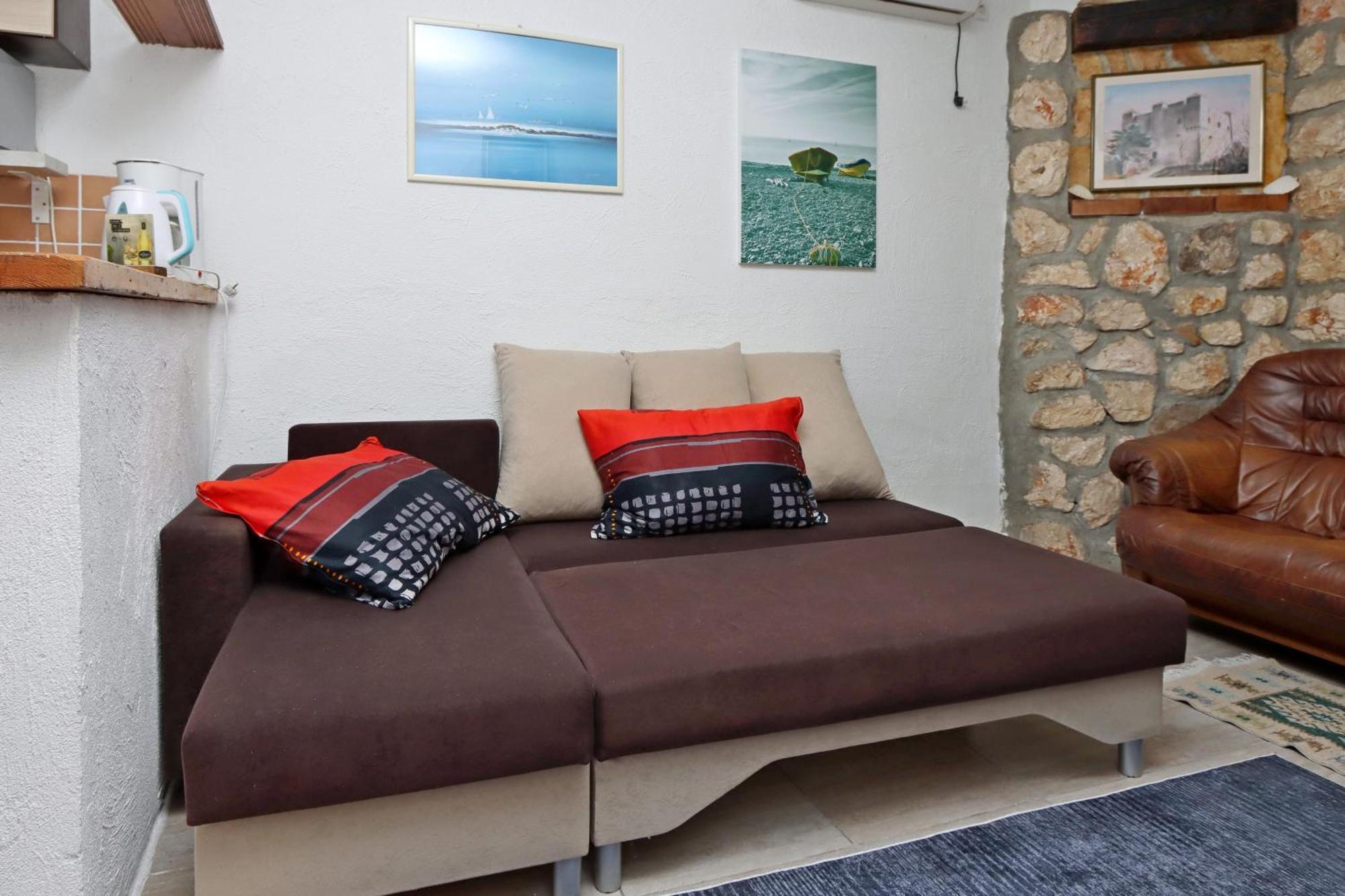 Apartments With A Parking Space Senj - 5571 Номер фото